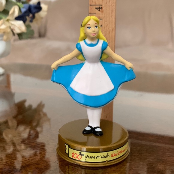 Alice in Wonderland Walt Disney 100 years of magic Collectible figurine 2002 - Picture 2 of 5